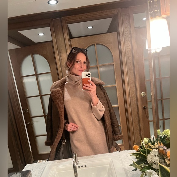 Meet your Posher, Kat - Picture 1 of 2